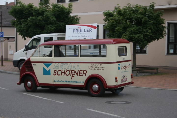 Oldtimer_Praesentationsfahrt_Neuburg_2006_097.jpg