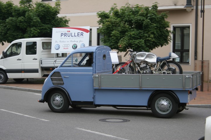 Oldtimer_Praesentationsfahrt_Neuburg_2006_098.jpg