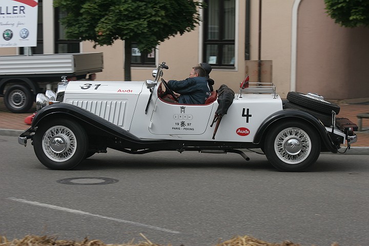 Oldtimer_Praesentationsfahrt_Neuburg_2006_107.jpg