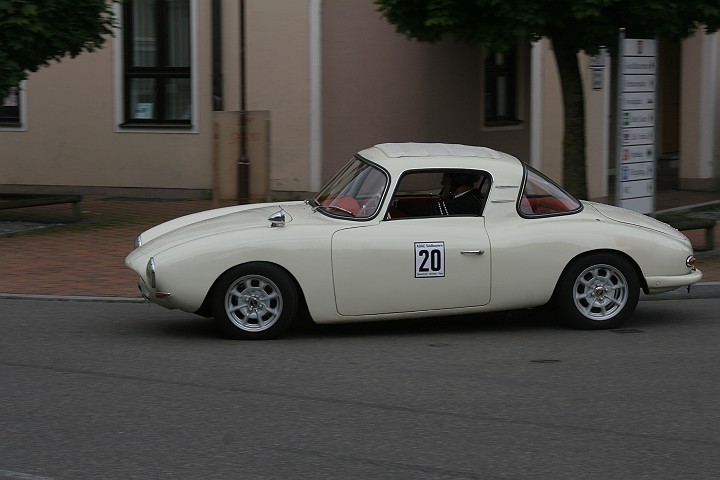 Oldtimer_Praesentationsfahrt_Neuburg_2006_116.jpg