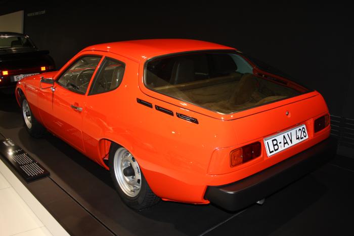 Porsche_Museum_23.09.2011_044.JPG