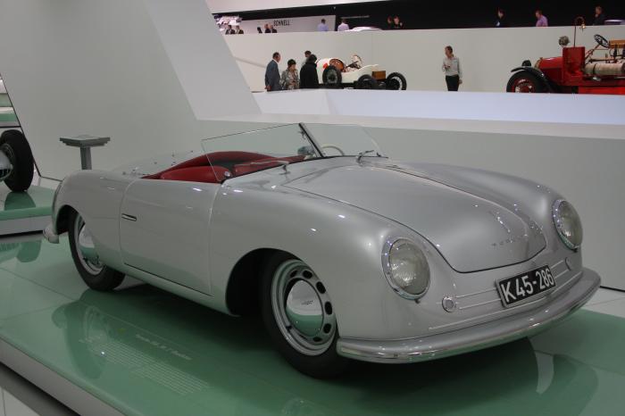Porsche_Museum_23.09.2011_101.JPG